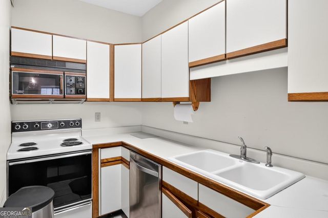 2197 Spring Walk Court, Atlanta, GA 30341