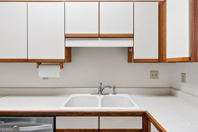 2197 Spring Walk Court, Atlanta, GA 30341