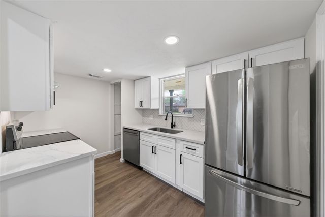 9931 Old Orchard Road, La Porte, TX 77571