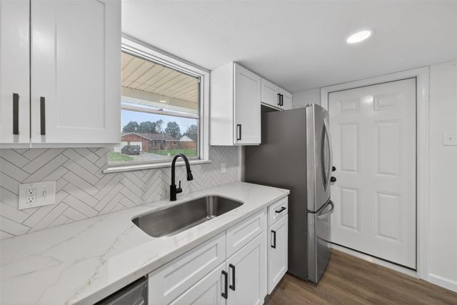 9931 Old Orchard Road, La Porte, TX 77571