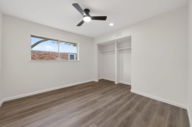 9931 Old Orchard Road, La Porte, TX 77571