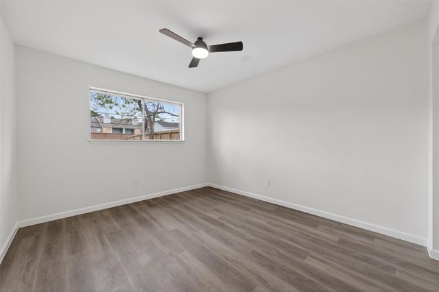 9931 Old Orchard Road, La Porte, TX 77571