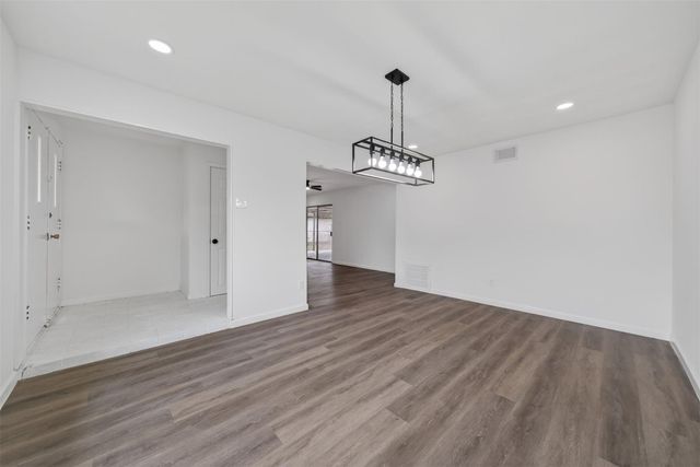 9931 Old Orchard Road, La Porte, TX 77571