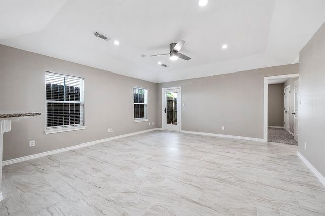 7308 Avenue R, Galveston, TX 77551