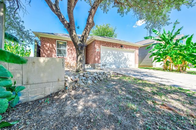 7308 Avenue R, Galveston, TX 77551