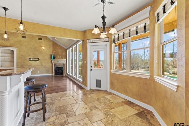 770 Dennard St., Longview, TX 75605