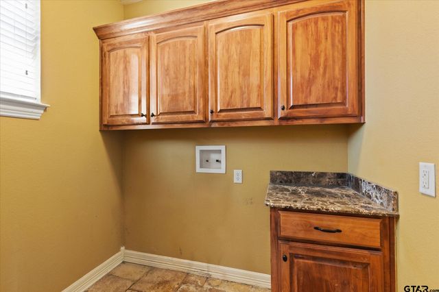 770 Dennard St., Longview, TX 75605