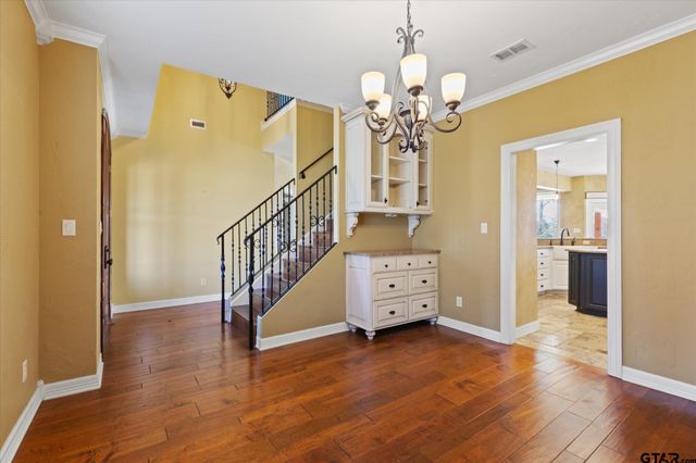 770 Dennard St., Longview, TX 75605