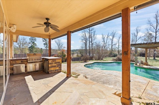 770 Dennard St., Longview, TX 75605