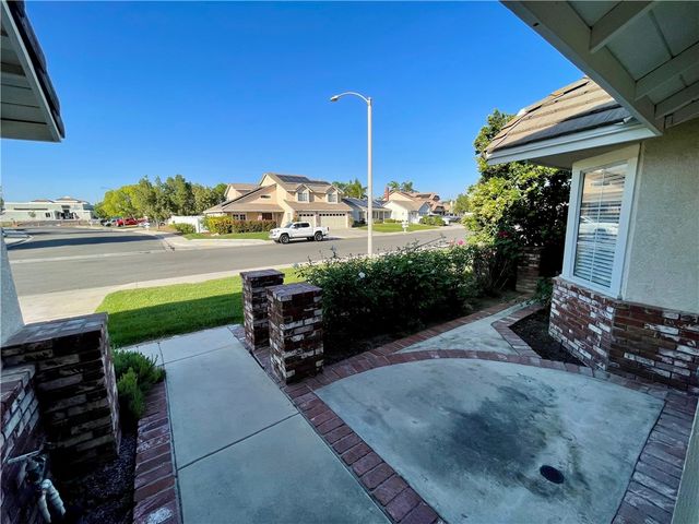 28937 Biarritz Court, Menifee, CA 92584
