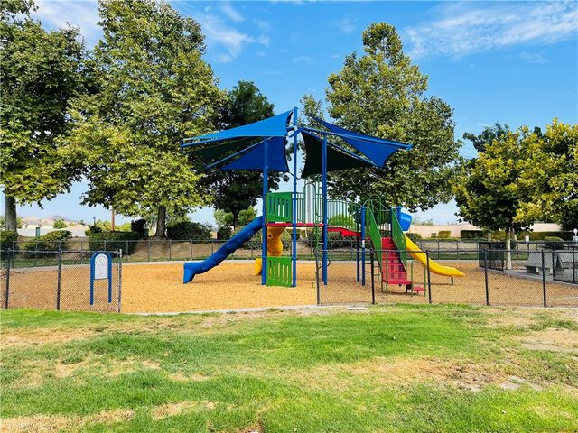 28937 Biarritz Court, Menifee, CA 92584