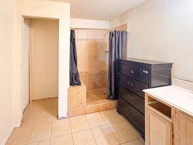 13318 Pine Tree Forest Trail, Houston, TX 77049