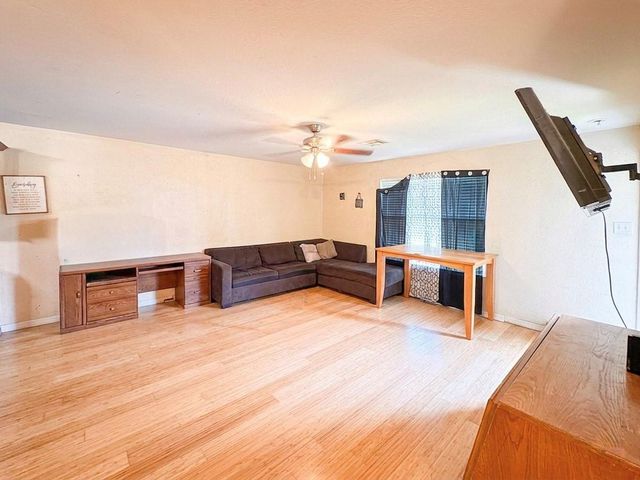 13318 Pine Tree Forest Trail, Houston, TX 77049