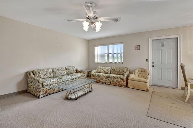 325 Saxony G, Delray Beach, FL 33446