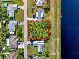 1022 SW Sultan Dr, Port St Lucie, FL 34953