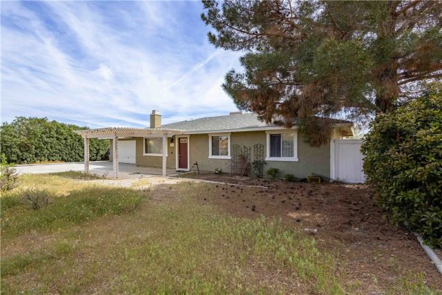 16605 Ottawa, Victorville, CA 92395