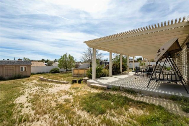 16605 Ottawa, Victorville, CA 92395