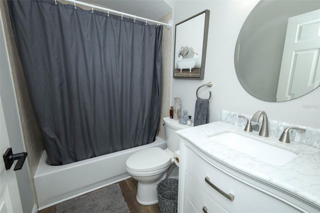 2202 ELIZABETH AVENUE B, Orlando, FL 32804