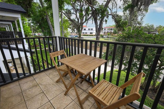 2202 ELIZABETH AVENUE B, Orlando, FL 32804