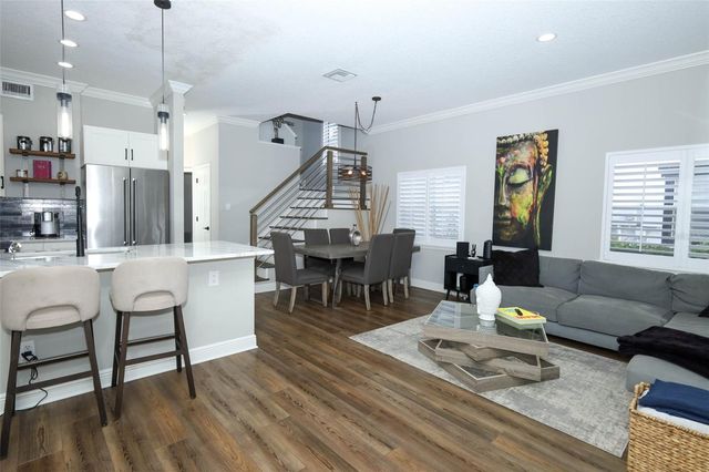 2202 ELIZABETH AVENUE B, Orlando, FL 32804