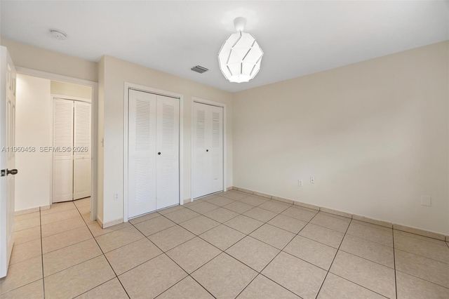 3072 NW 14th St A, Miami, FL 33125