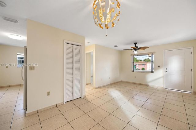 3072 NW 14th St A, Miami, FL 33125