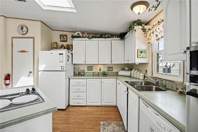 10473 Winchester CT, Fort Myers, FL 33908