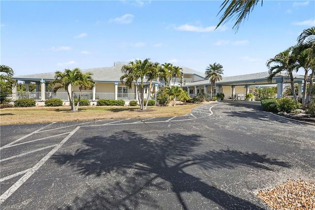 10473 Winchester CT, Fort Myers, FL 33908