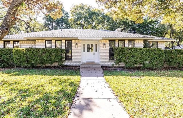 1656 Russell Glen Lane, Dallas, TX 75232