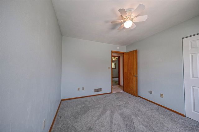 1479 Greendale Dr, Plum Boro, PA 15239