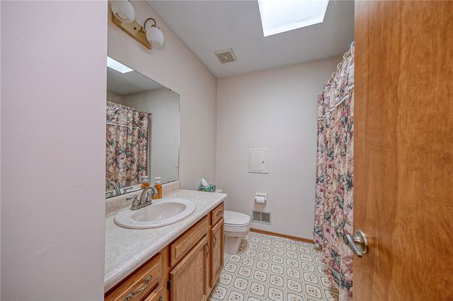 1479 Greendale Dr, Plum Boro, PA 15239