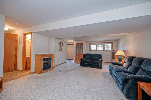 1479 Greendale Dr, Plum Boro, PA 15239