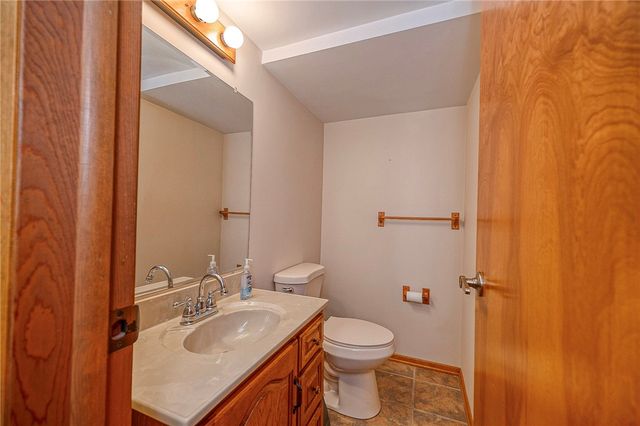 1479 Greendale Dr, Plum Boro, PA 15239