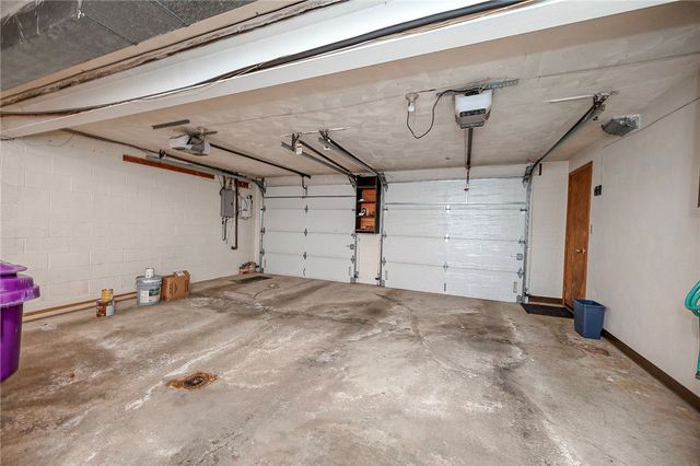 1479 Greendale Dr, Plum Boro, PA 15239