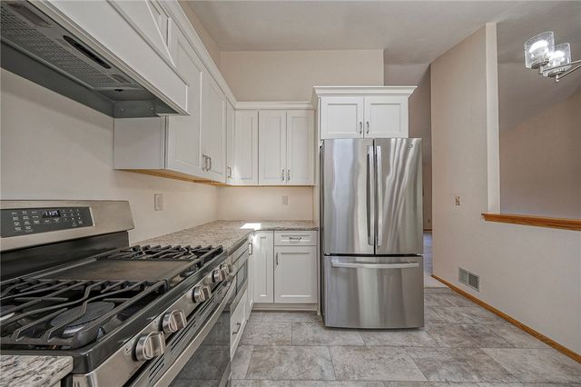 1479 Greendale Dr, Plum Boro, PA 15239