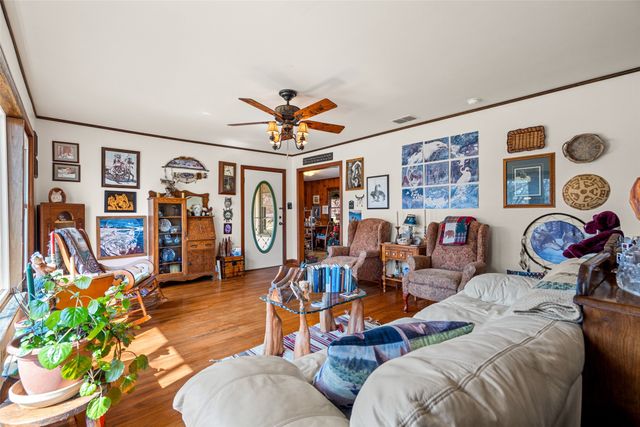 609 E Quitman Street, Alba, TX 75410