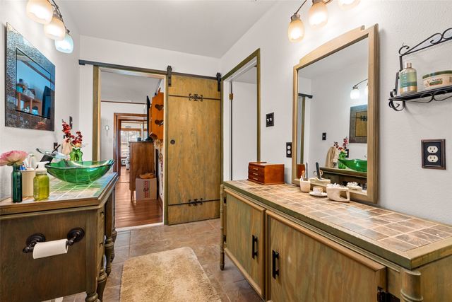 609 E Quitman Street, Alba, TX 75410