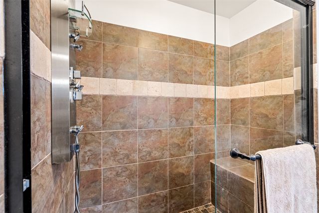 609 E Quitman Street, Alba, TX 75410