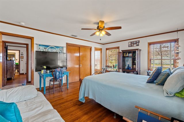 609 E Quitman Street, Alba, TX 75410