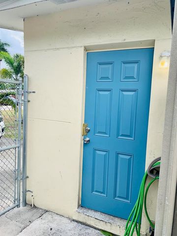 417 NE 2nd Street, Boynton Beach, FL 33435