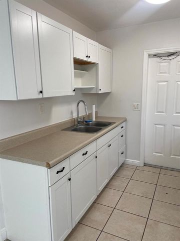 417 NE 2nd Street, Boynton Beach, FL 33435