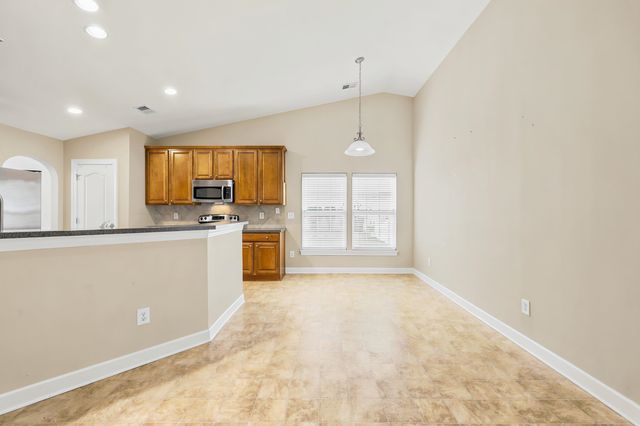669 Twinflower St., Little River, SC 29566