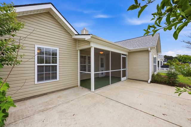 669 Twinflower St., Little River, SC 29566