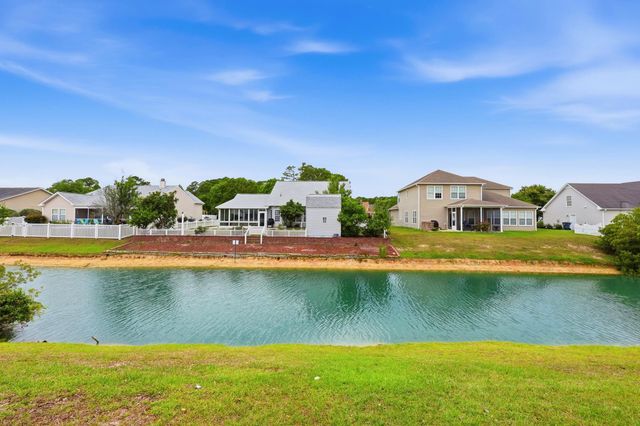 669 Twinflower St., Little River, SC 29566