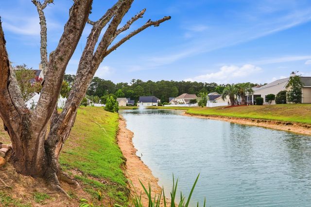 669 Twinflower St., Little River, SC 29566