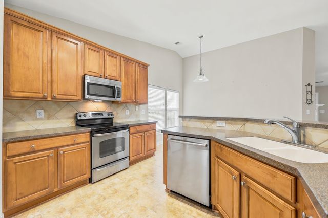 669 Twinflower St., Little River, SC 29566