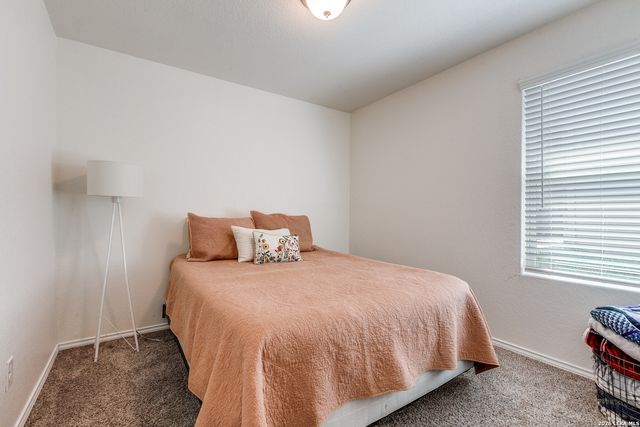 9023 Halbert Falls, San Antonio, TX 78245