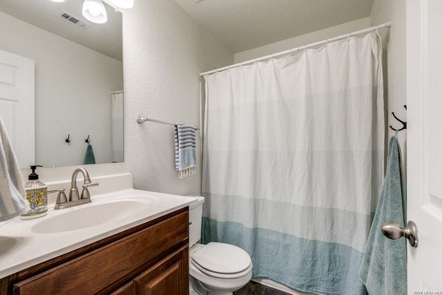 9023 Halbert Falls, San Antonio, TX 78245