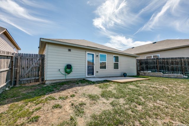 9023 Halbert Falls, San Antonio, TX 78245