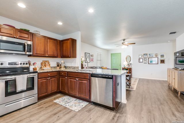 9023 Halbert Falls, San Antonio, TX 78245